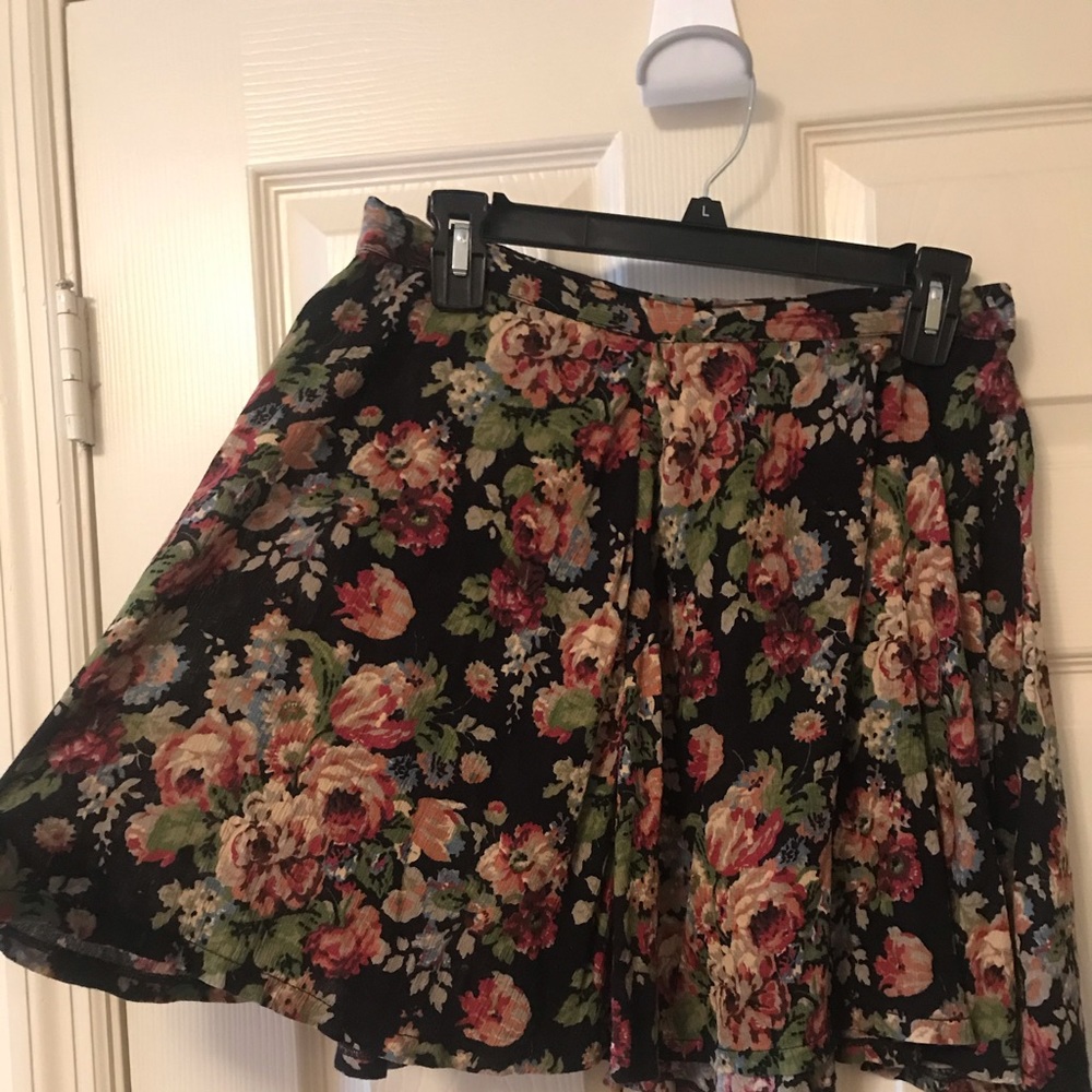 Peplum skirt